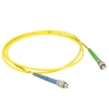 P5-630P-PCAPC-1 - Соединительный оптоволоконный кабель с низким уровнем вносимых потерь, одномодовое оптоволокно, 1 м, диапазон рабочих длин волн: 633 - 780 нм, FC/PC и FC/APC разъем, Thorlabs