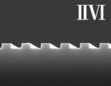 Линейная кремниевая наномарка II-VI LightSmyth™, рабочая длина волны: 855 нм, глубина канавок: 200 нм, сторона: 12.5 мм