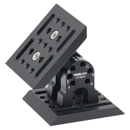 AP180/M - Пластина для крепления элементов под углом, угол наклона платформы регулируется, метрическая резьба, Thorlabs